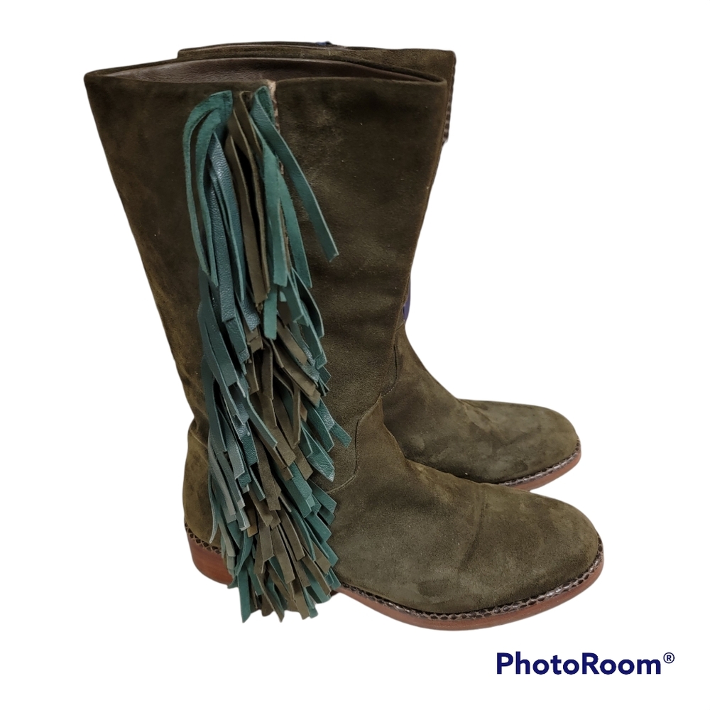 Via Spiga suede boots slip on tassels leather lining size 9